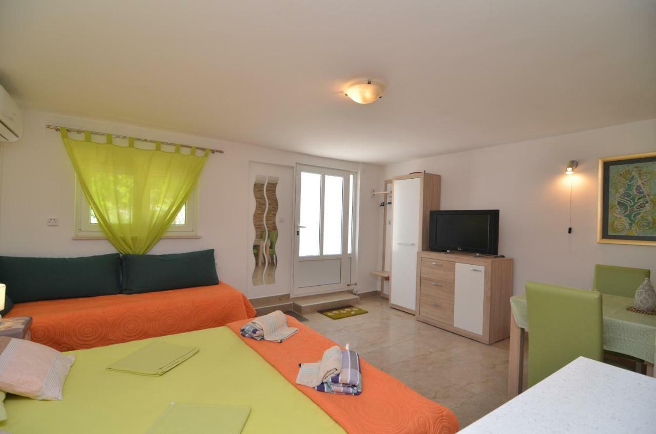 Apartments Zia Петрчане Экстерьер фото
