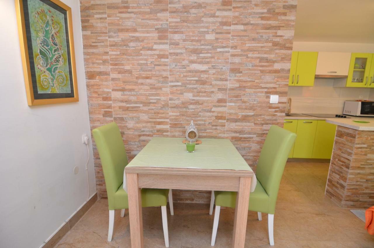 Apartments Zia Петрчане Экстерьер фото